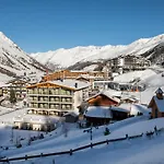Gruenerhof Hotel