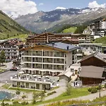 Hotel Gruenerhof 4*